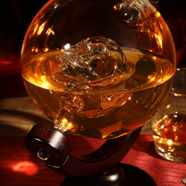 Skull Globus Dekanter für Whisky, Scotch und Bourbon